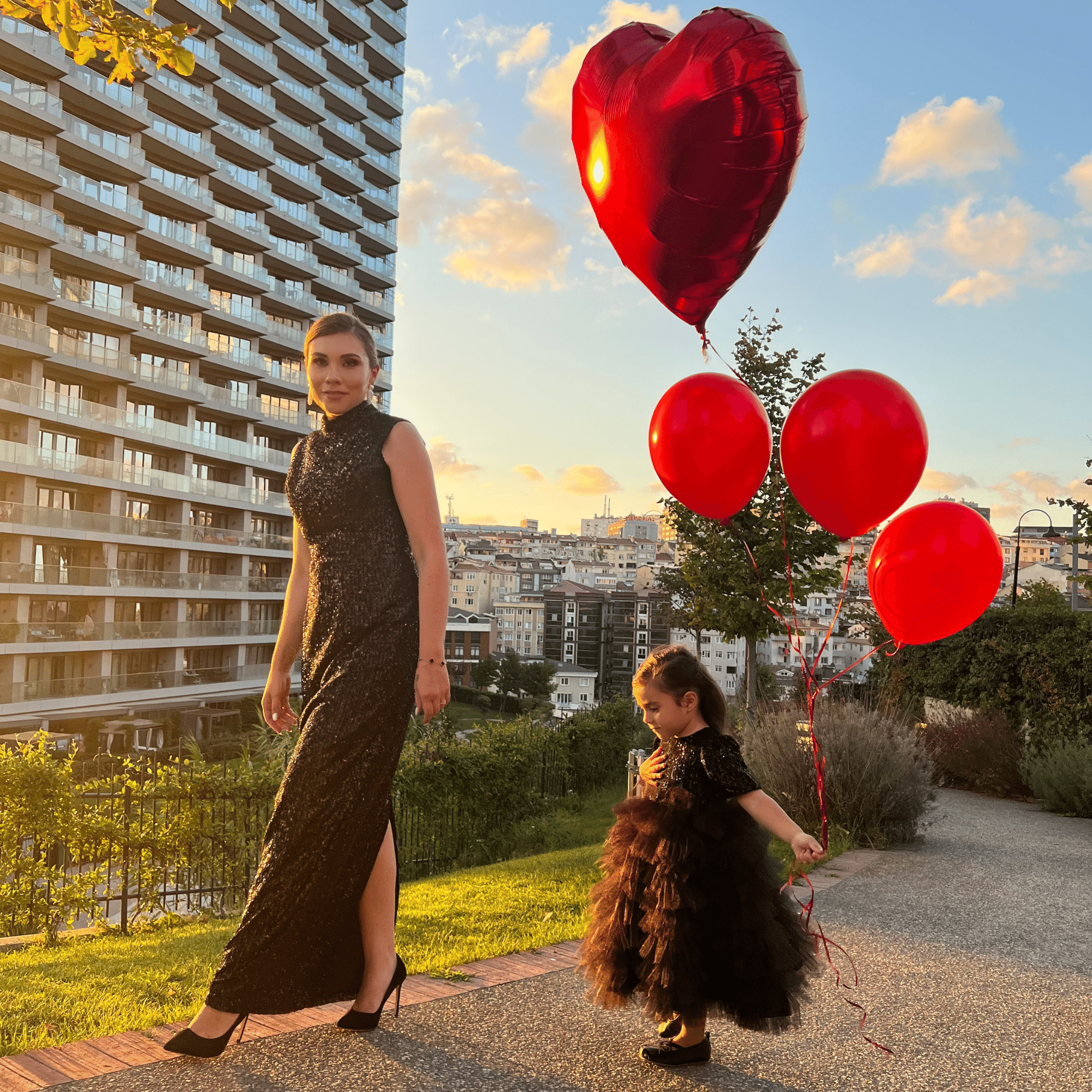 Black sparkly woman dress